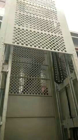 數(shù)控連續(xù)式提升機